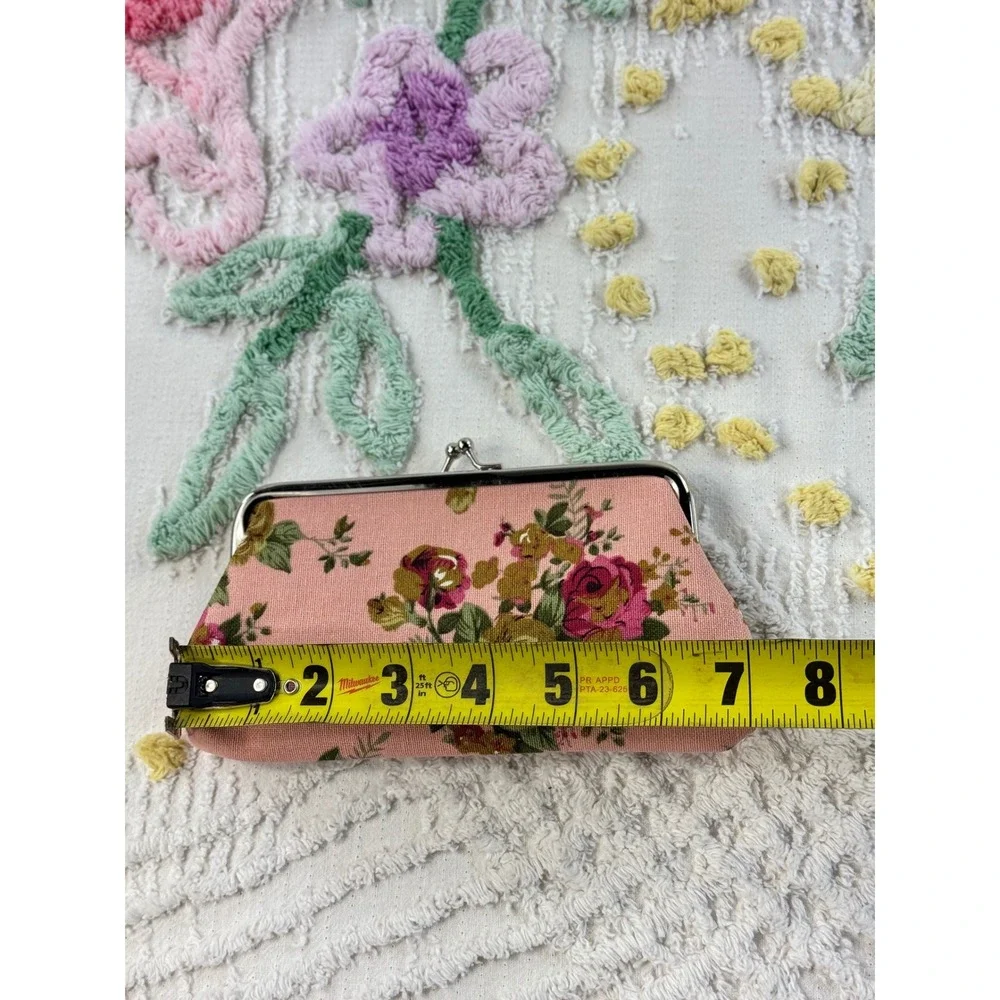 Home-X Pink Floral Canvas Kiss Lock Frame Coin Purse Clutch Bag Rose Print